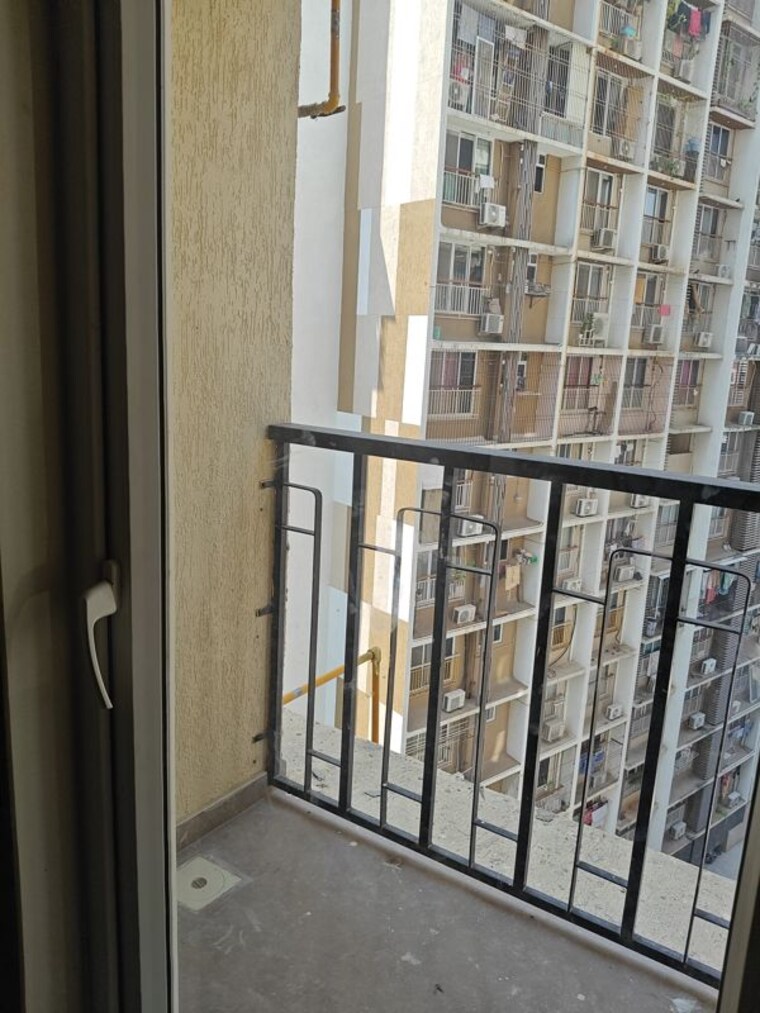 Balcony, kurla east 1 Bedroom 460 Sq.Ft. Apartment In Kurla East Mumbai 10725924