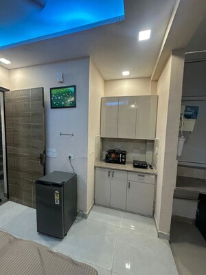 Bathroom in 3 BHK Builder Floor at Vipul World Plots, Sector 48 – for Rent