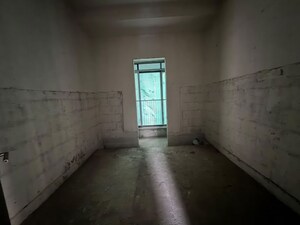 Room in 3 BHK Apartment at Matunga East – for Sale