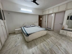 Bedroom in 4 BHK Villa at Thaltej – for Sale