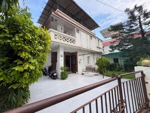 4 BHK Villa – Exterior View View at Thaltej - for Sale