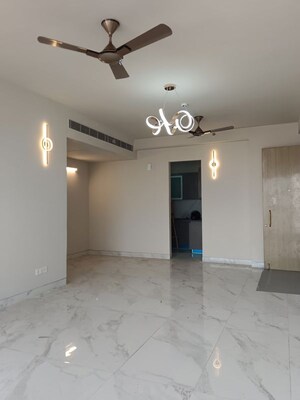 Room in 3 BHK Apartment at M3M Heights, Sector 65 – for Sale