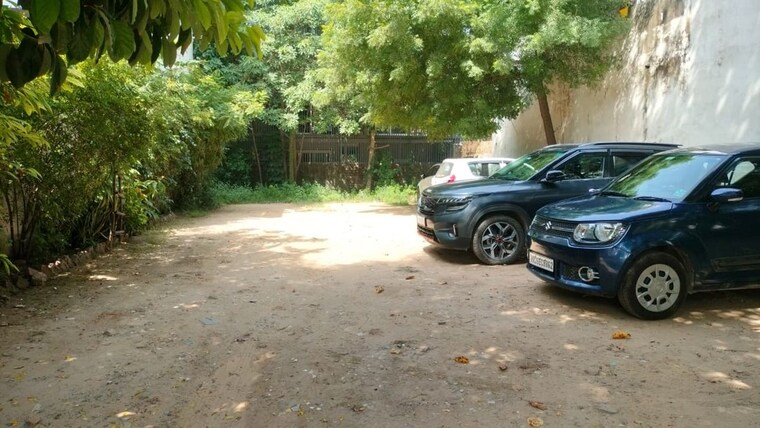 Exterior View, dlf city phase 3  316 Sq.Yd. Plot In Dlf City Phase 3 Gurgaon 10725979