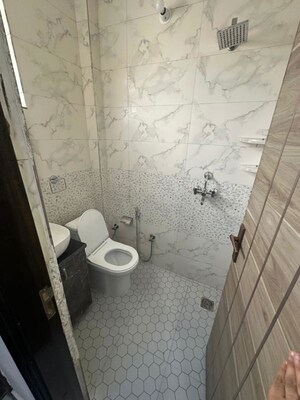 Bathroom in 1 RK Builder Floor at Kohli One Malibu Town, Sector 47 – for Rent