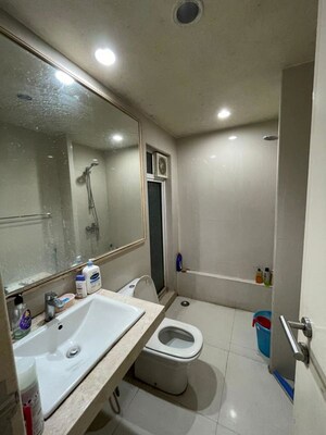Attached Bathroom in 3 BHK Apartment at Thane West – for Rent