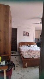 1 Rk  +  400 Sq.Ft. Builder Floor in Sector 47