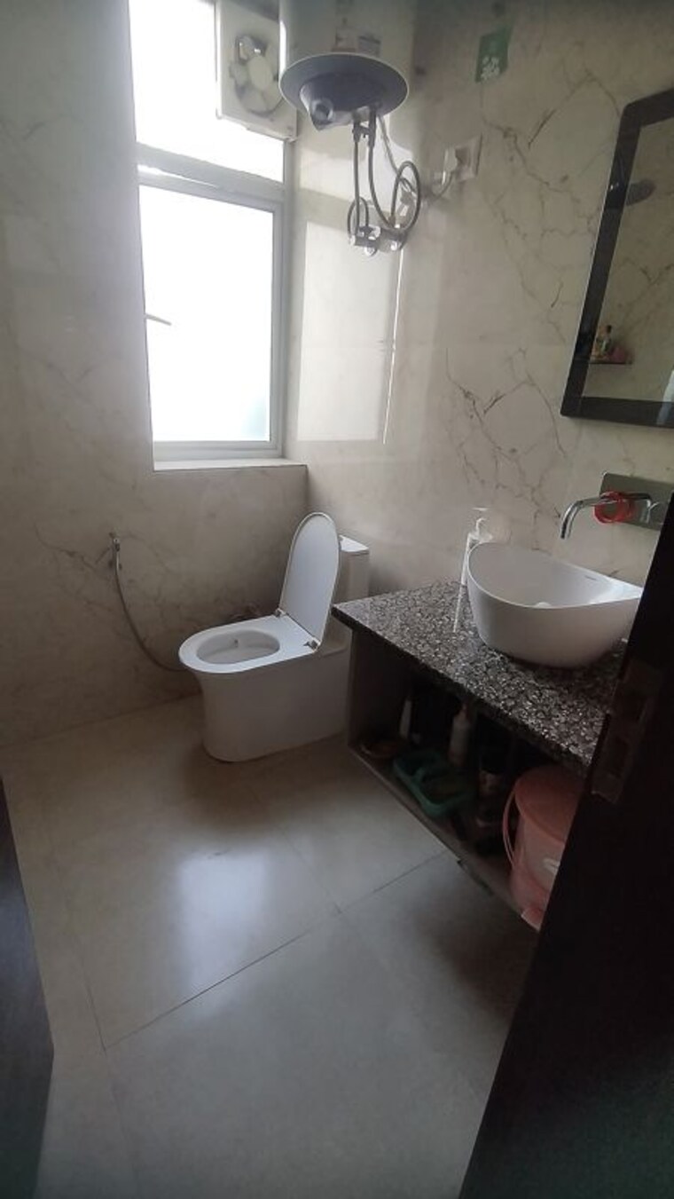 Bathroom, sector 47 1 RK 400 Sq.Ft. Builder Floor In Sector 47 Gurgaon 10724196
