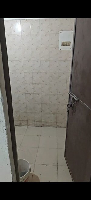 Bathroom in 1 BHK Builder Floor at Deoli – for Rent