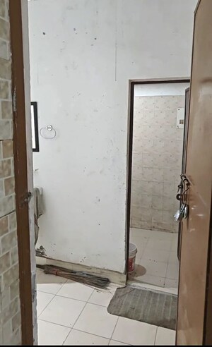 Bathroom in 1 BHK Builder Floor at Deoli – for Rent