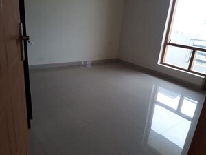 2 BHK Apartment For Rent in Supertech Hues, Sector 68