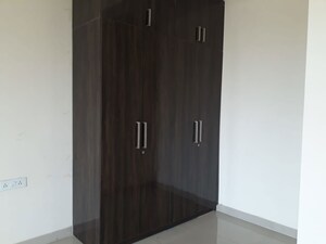 Furnished Amenities in 2 BHK Apartment at Supertech Hues, Sector 68 – for Rent