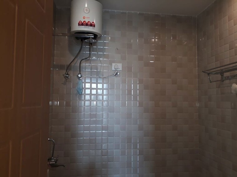 Bathroom, supertech-hues 2 Bedroom 1130 Sq.Ft. Apartment In Sector 68 Gurgaon 10726047