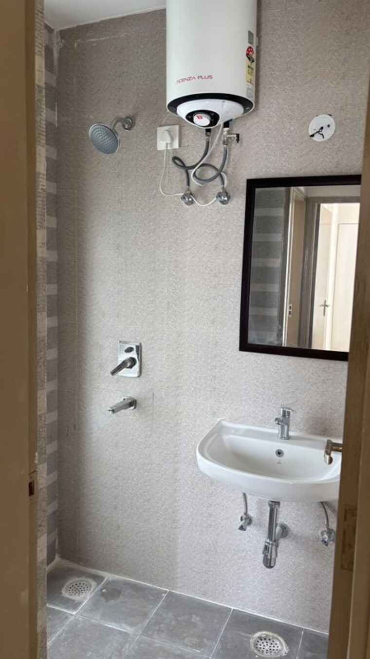 Bathroom, pareena-micasa 2 Bedroom 865 Sq.Ft. Apartment In Sector 68 Gurgaon 10726057