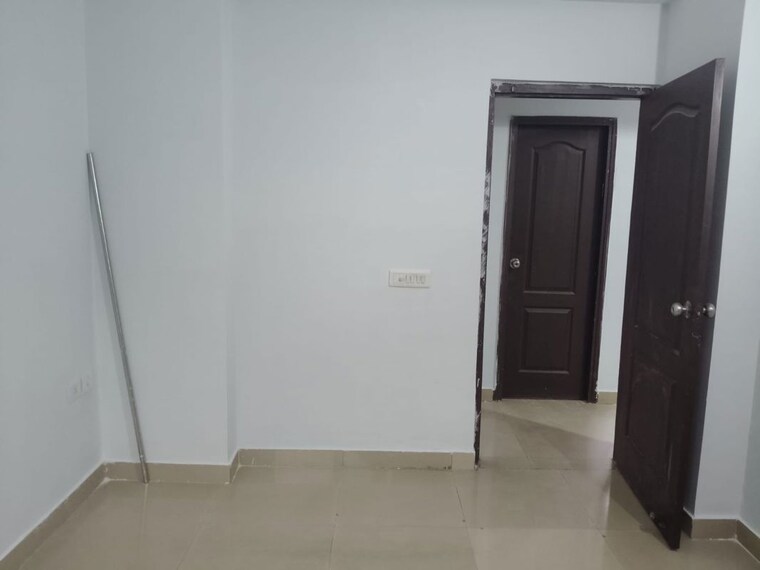 Bedroom, gardenia-golf-city 2 Bedroom 950 Sq.Ft. Apartment In Sector 75 Noida 10725992