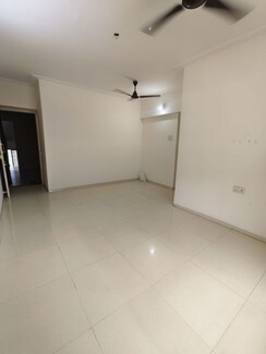 2 BHK Apartment For Rent in Kamdhenu Eden Garden