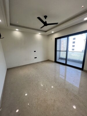 4 BHK Builder Floor – Garden View at BPTP Eden Estate, Sector 81 - for Sale