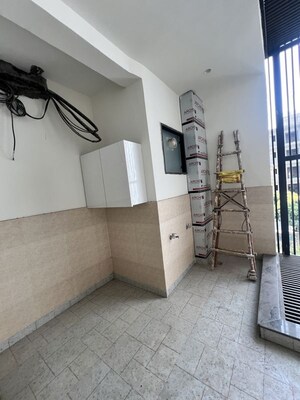 Team Area in 4 BHK Builder Floor at BPTP Eden Estate, Sector 81 – for Sale