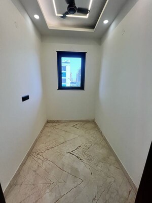 Furnished Amenities in 4 BHK Builder Floor at BPTP Eden Estate, Sector 81 – for Sale