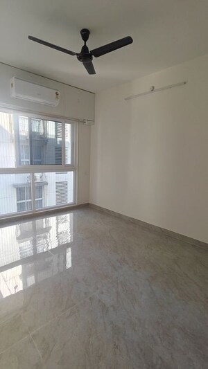 Room in 1 BHK Apartment at Sayba Tulip, Kurla – for Rent
