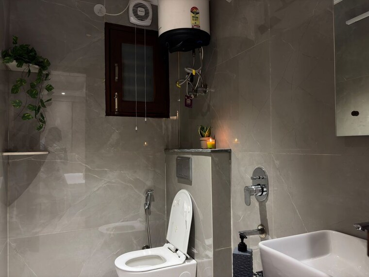Bathroom, saket 1 Bedroom 550 Sq.Ft. Builder Floor In Saket Delhi 10726159