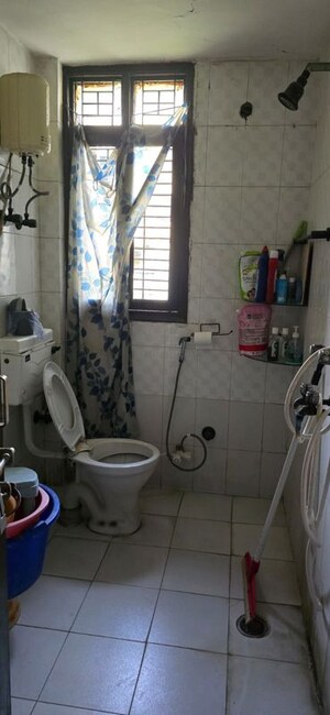 Bathroom in 3 BHK Independent House at Sector 33 – for Rent
