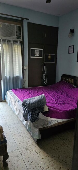 Bedroom in 3 BHK Independent House at Sector 33 – for Rent