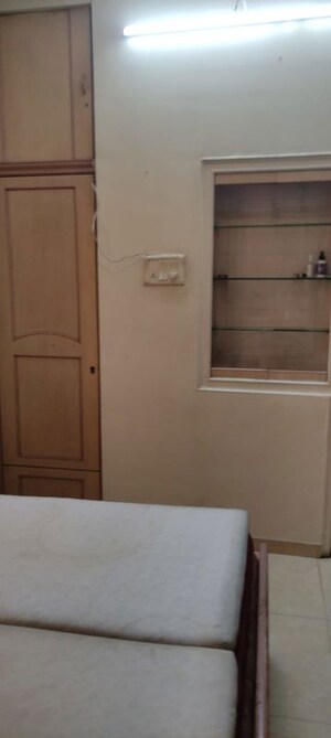 Room in 2 BHK Apartment at Saraswat CHS Mahim, Mahim West – for Rent