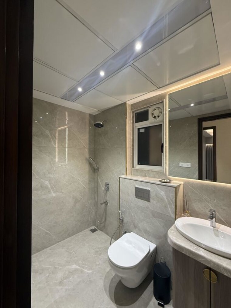 Bathroom, dadar west 2 Bedroom 780 Sq.Ft. Apartment In Dadar West Mumbai 10726176