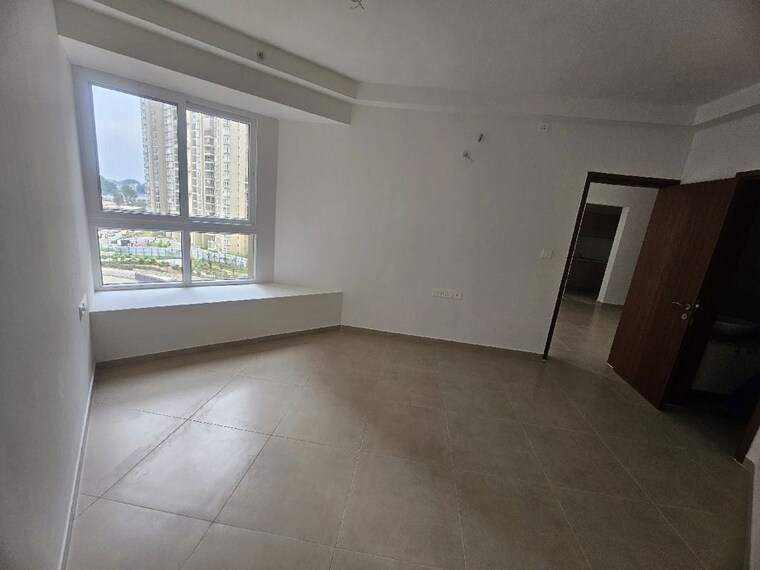 Room, bhartiya-nikoo-homes-phase-2 1 RK 620 Sq.Ft. Apartment In Thanisandra Main Road Bangalore 10726195