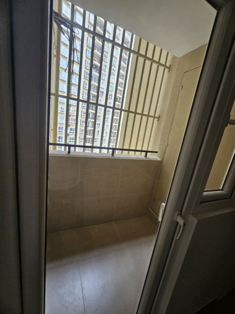 Balcony, bhartiya-nikoo-homes-phase-2 1 RK 620 Sq.Ft. Apartment In Thanisandra Main Road Bangalore 10726195