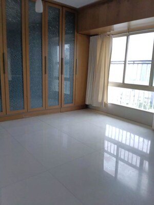 Room in 2 BHK Apartment at Jayant Sapphire, Prabhadevi – for Sale
