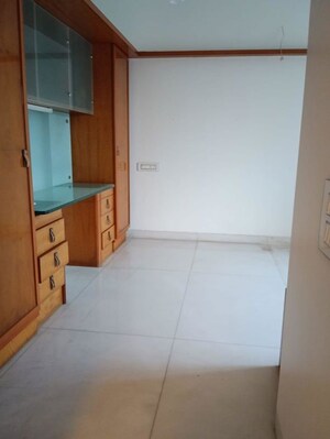 Room in 2 BHK Apartment at Jayant Sapphire, Prabhadevi – for Sale