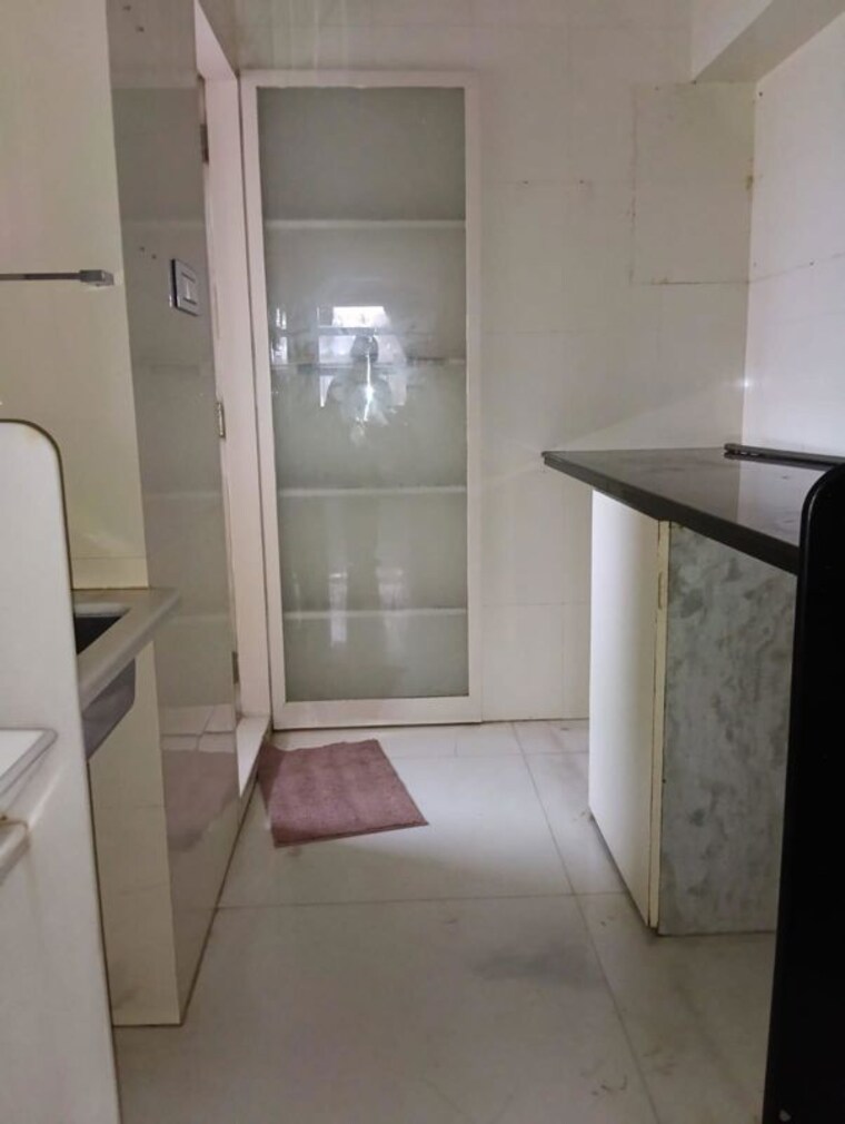 Bathroom, jayant-sapphire 2 Bedroom 790 Sq.Ft. Apartment In Prabhadevi Mumbai 10726204