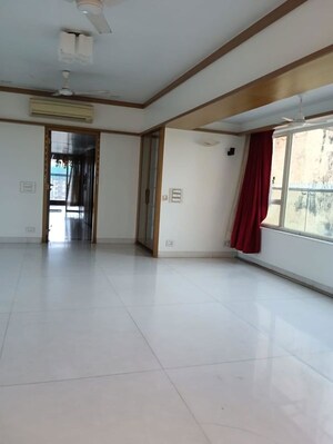 Room in 2 BHK Apartment at Jayant Sapphire, Prabhadevi – for Sale