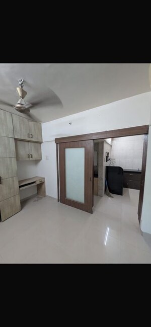 Room in 1 BHK Apartment at Brightland 3 CHS Ltd. D1 D2, Dhokali – for Rent