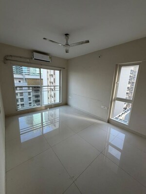 2 BHK Apartment For Sale in Sugee Atharva, Prabhadevi