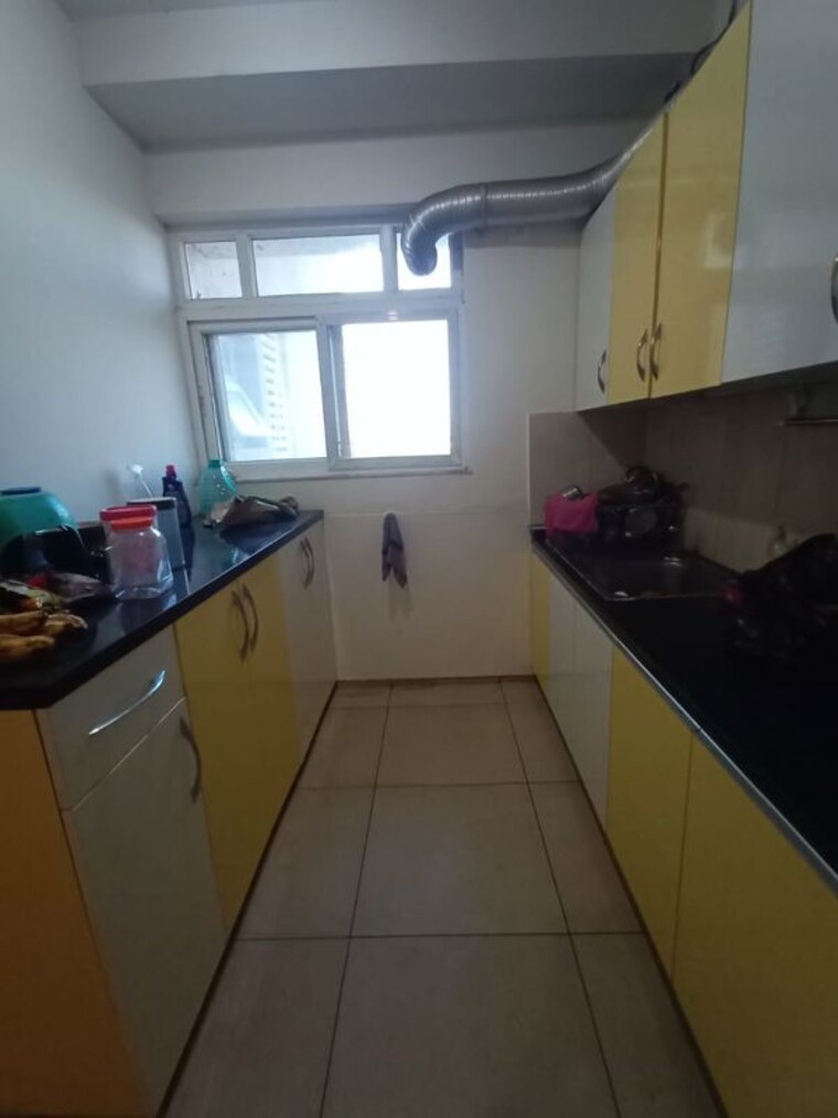 Kitchen, prestige-royale-gardens 3 Bedroom 1705 Sq.Ft. Apartment In Doddaballapur Road Bangalore 10726218