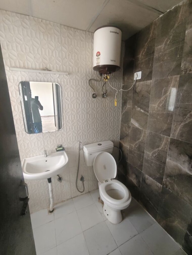 Bathroom, pivotal-riddhi-siddhi 2 Bedroom 587 Sq.Ft. Apartment In Sector 99 Gurgaon 10726230