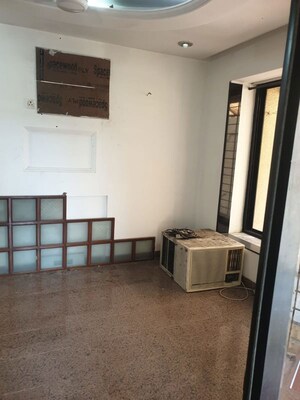 Bathroom in 3 BHK Apartment at Aster Tower, Goregaon East – for Sale
