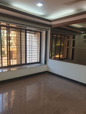 Room in 3 BHK Apartment at Aster Tower, Goregaon East – for Sale