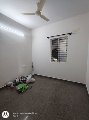 Room in 2 BHK Builder Floor at Hsr Layout Sector 3 – for Rent