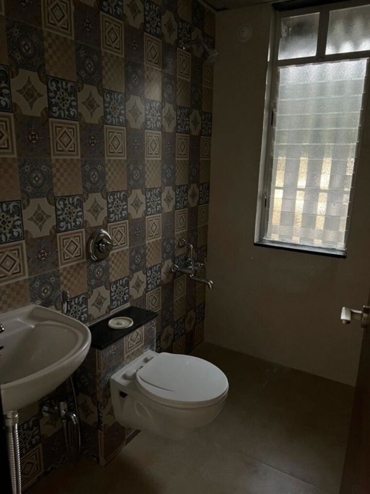 Bathroom, saheel-itrend-homes 1.5 Bedroom 550 Sq.Ft. Apartment In Hinjewadi Pune 10726276