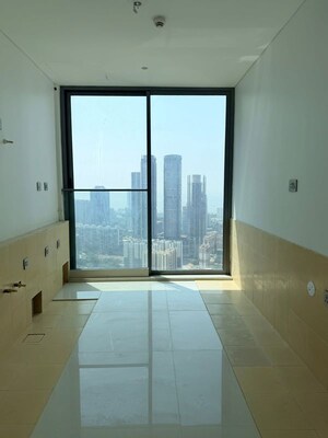 Room in 3 BHK Apartment at Rustomjee Crown, Prabhadevi – for Rent