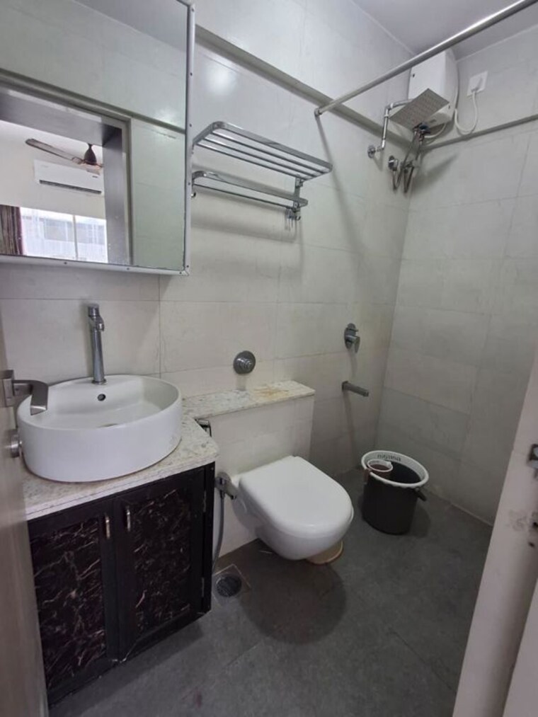 Bathroom, sugee-atharva 2 Bedroom 560 Sq.Ft. Apartment In Prabhadevi Mumbai 10726335