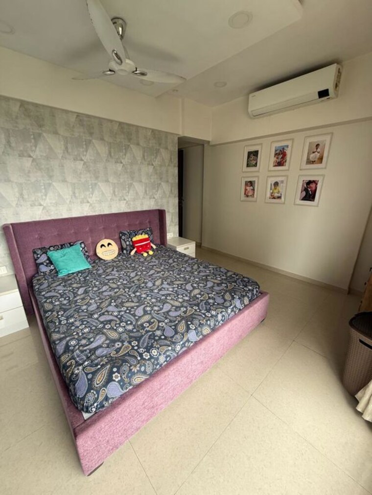 Bedroom, satellite-tower 3 Bedroom 1150 Sq.Ft. Apartment In Goregaon East Mumbai 10726405