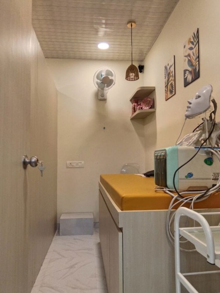 Team Area, harmony-transbay Commercial Shop 3000 Sq.Ft. In Aundh Pune 10726426