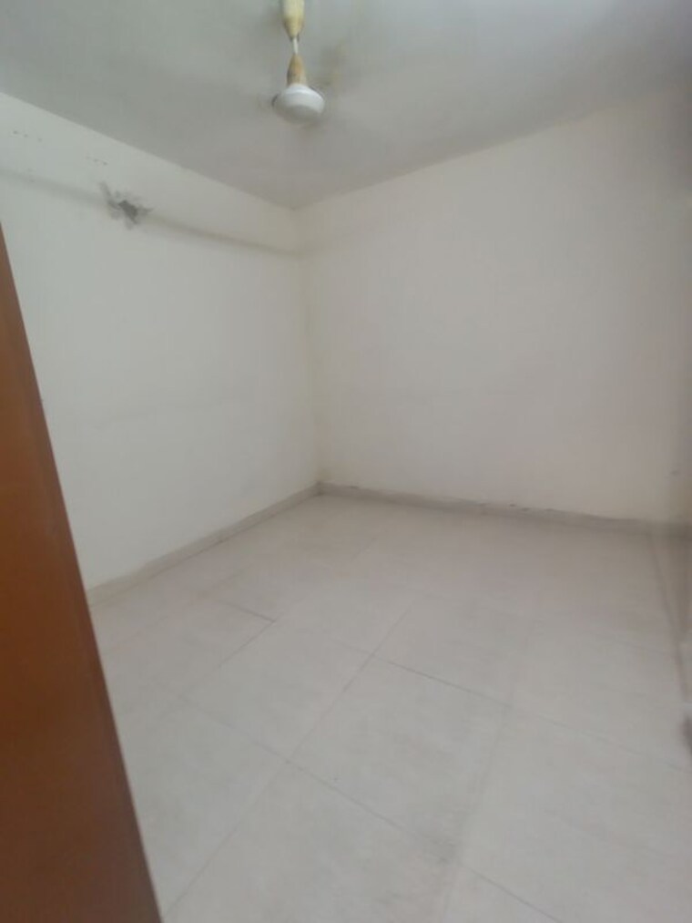Room, sheikh sarai 2.5 Bedroom 1300 Sq.Ft. Builder Floor In Sheikh Sarai Delhi 10726441