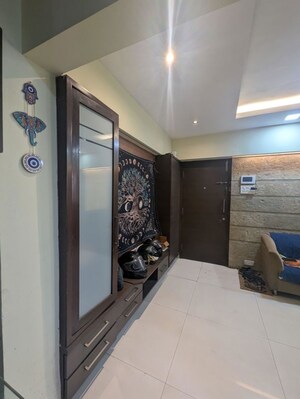 Room in 2 BHK Apartment at Dadar West – for Sale