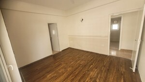 Room in 3 BHK Apartment at Amrapali Silicon City, Sector 76 – for Sale