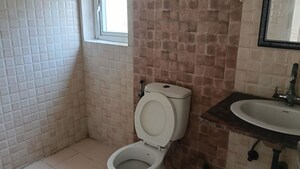 Bathroom in 3 BHK Apartment at Amrapali Silicon City, Sector 76 – for Sale